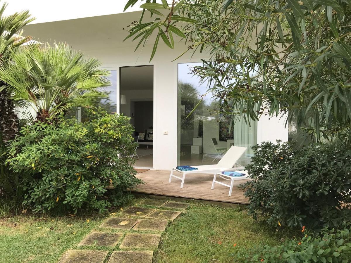 Casa Sugli Scogli Villa Fontane Bianche Eksteriør bilde